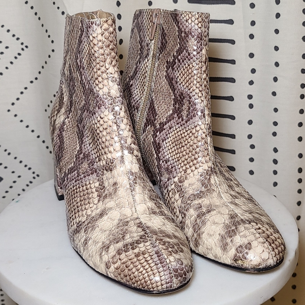 6 Chinese laundry leather faux snake skin boots